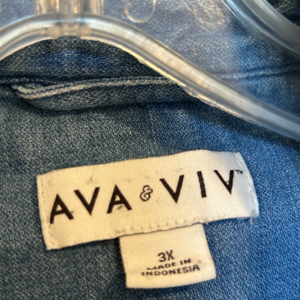 Ava & Viv Blue Button Down Shirt - Picture 3 of 6